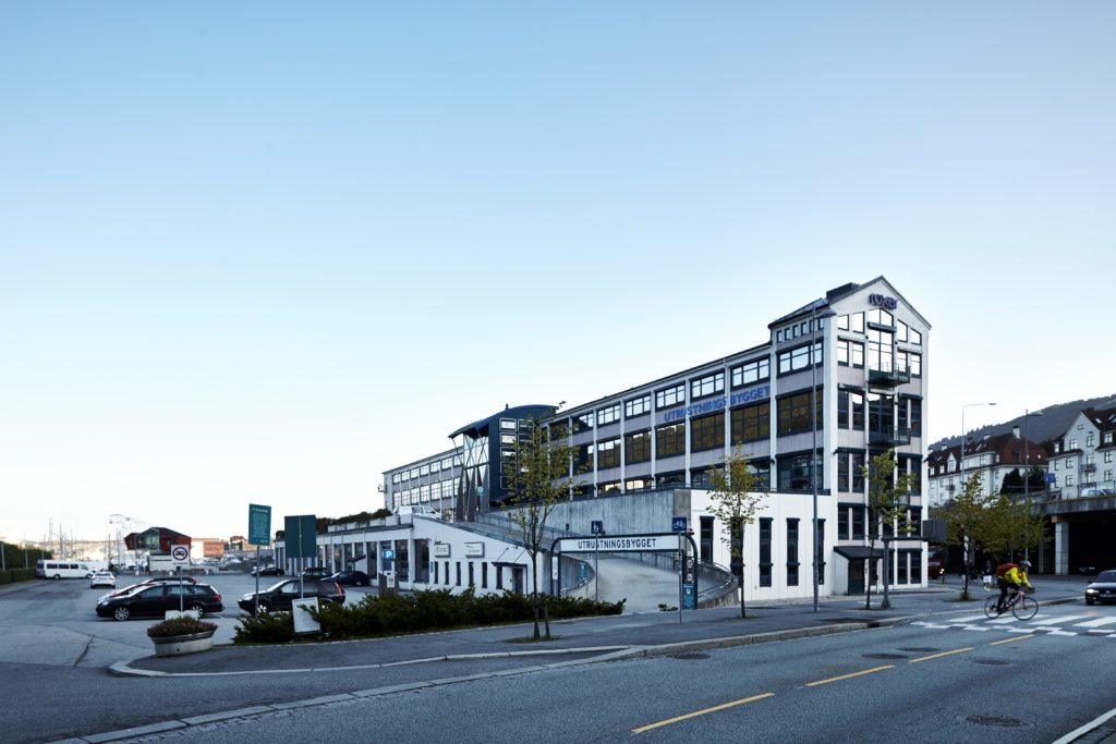 Bilde av Helsehuset, hvor blant annet Bergen Legevakt ligger, i Solheimsviken