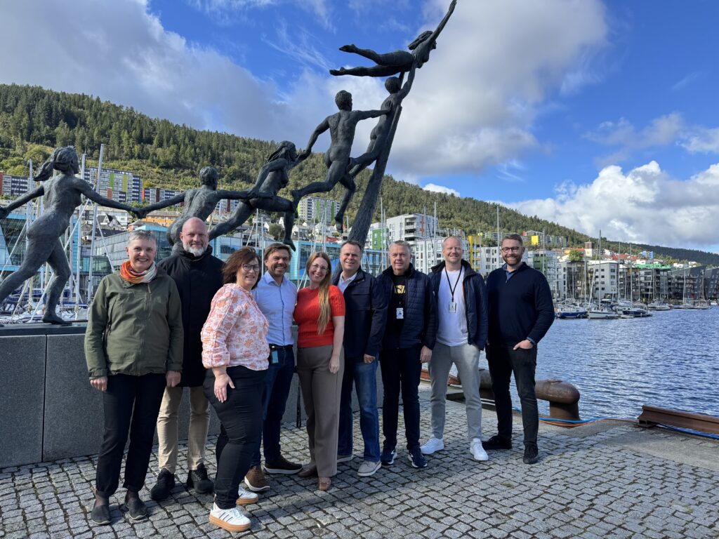 Gruppebilde med representanter for Ard arealplan, Compute og GC Rieber Eiendom.